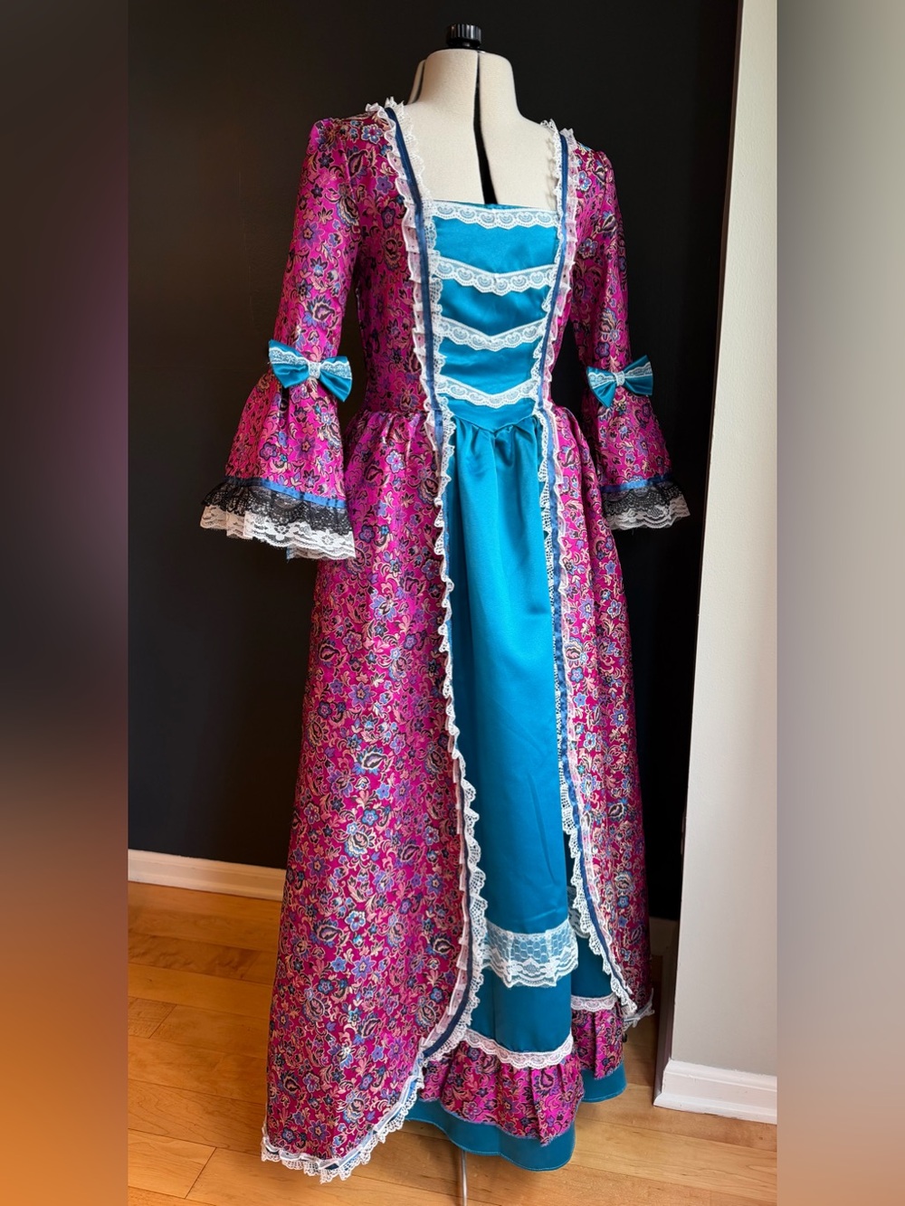 Rococo/Cosplay Costume Magenta Floral Jacquard Floor Length Dress